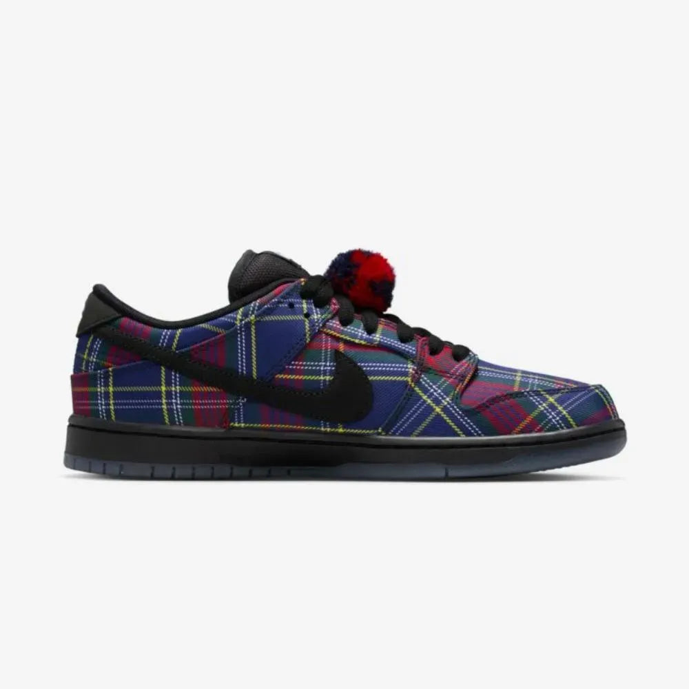 Nardwuar x Nike SB Dunk Low Tam O’ Shanter Hat Black