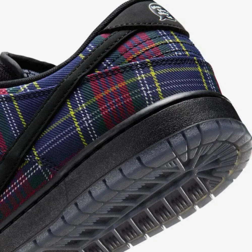 Nardwuar x Nike SB Dunk Low Tam O' Shanter Hat Black